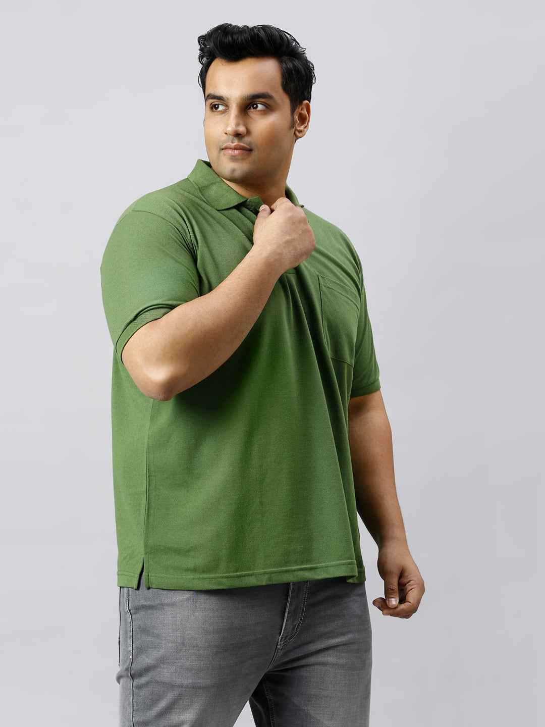 Plus Size Solid Green Polo T-shirt With Pocket