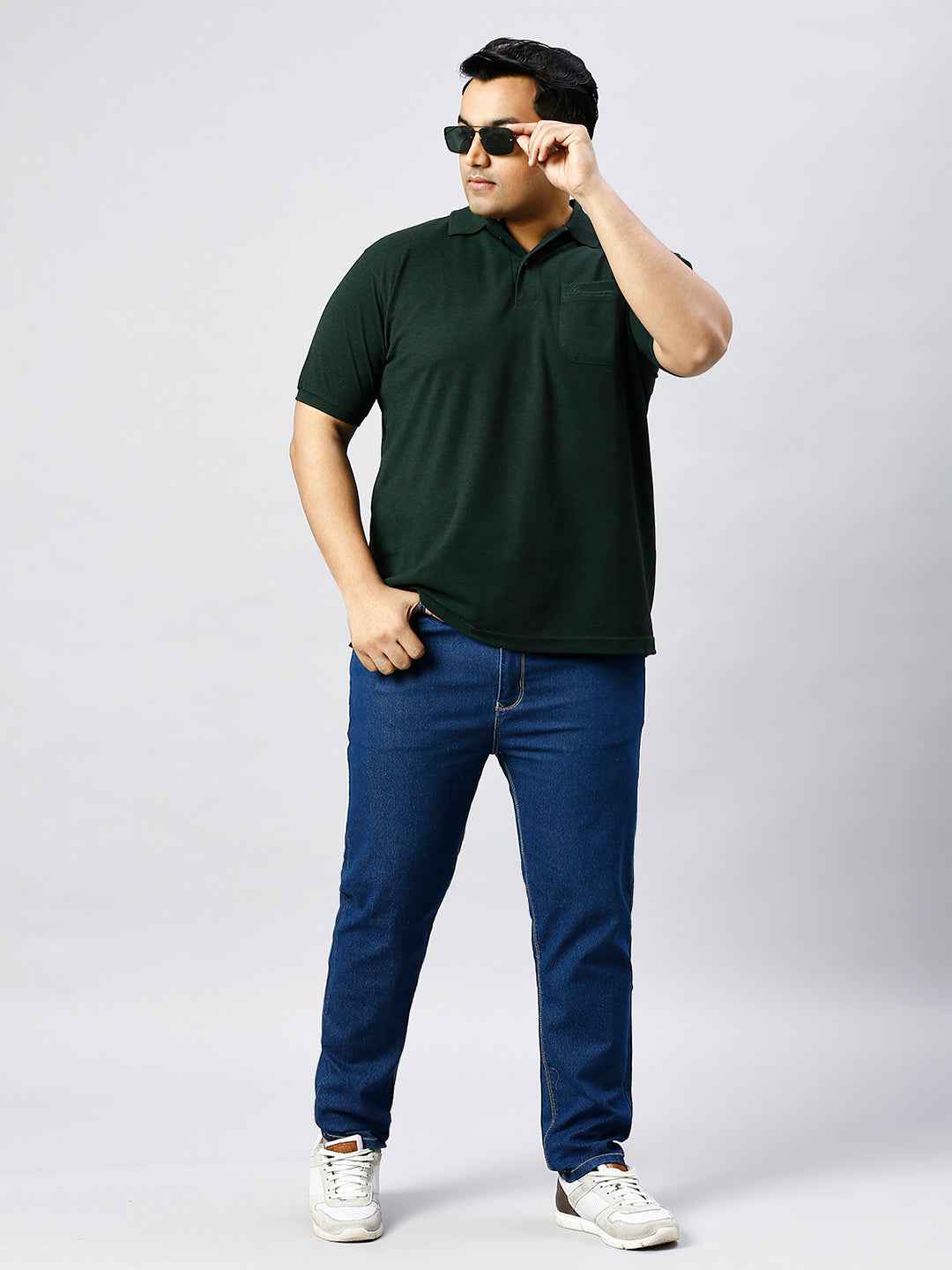 Plus Size Solid Velvet Green Polo T-shirt With Pocket