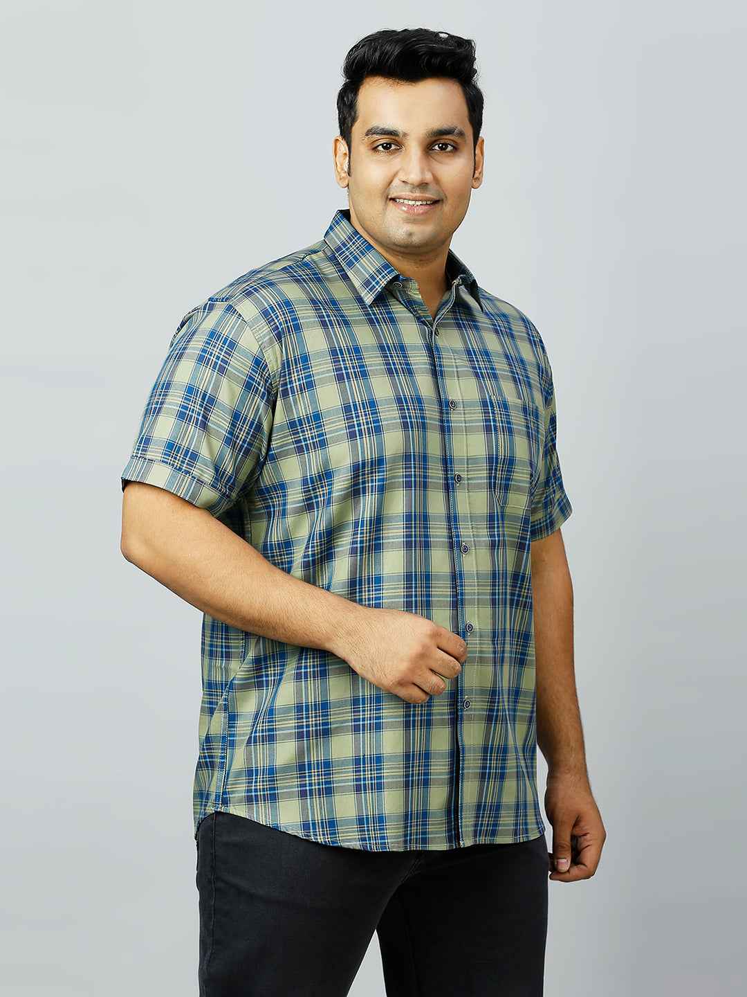 Plus Size Checkered Half Sleeve Men's Green Shirt