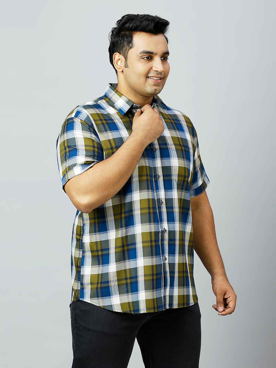 Plus Size Checkered Half Sleeve Men's Mehndi Shirt
