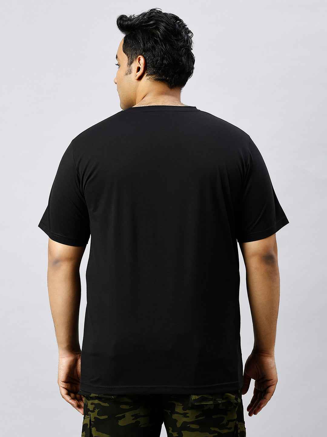 Men's Plus Size Solid Round Neck T-shirt-Black