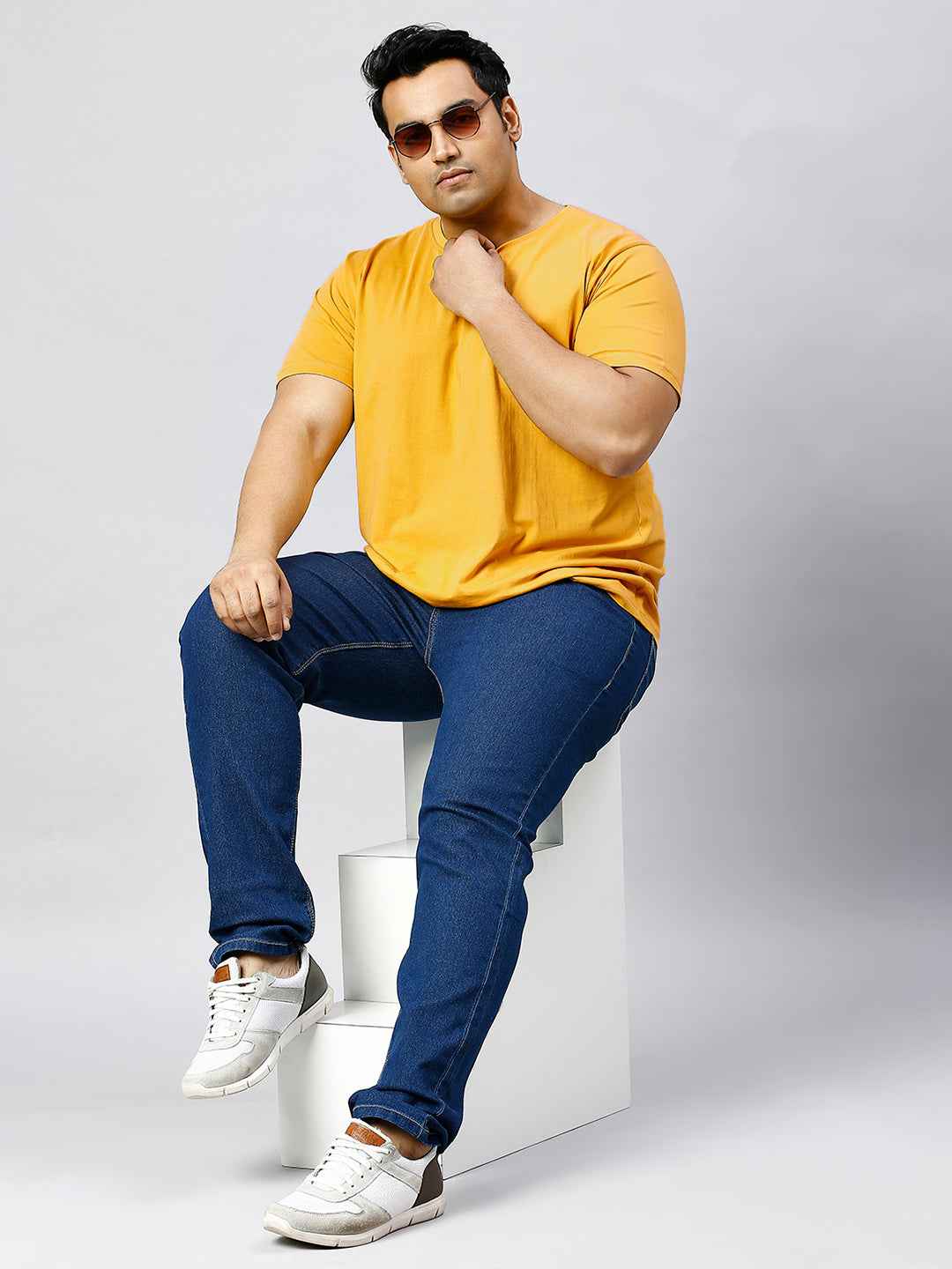 Men's Plus Size Solid Round Neck T-shirt Mustard