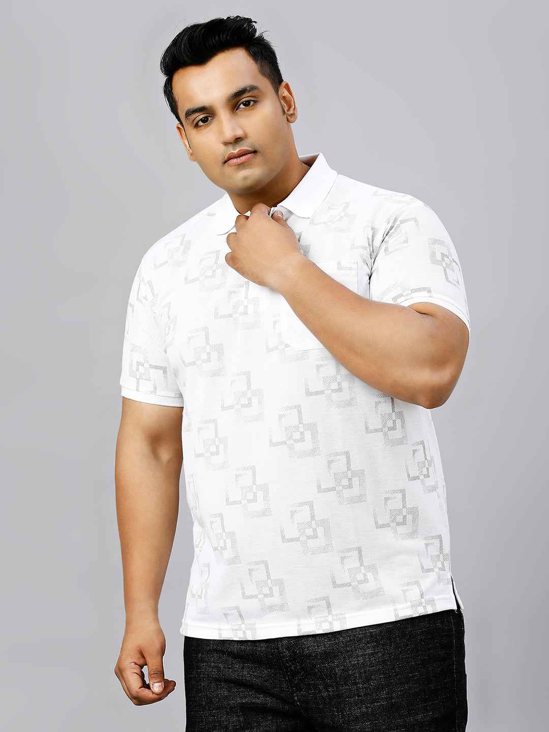 Plus Size All Over Printed White T-shirt