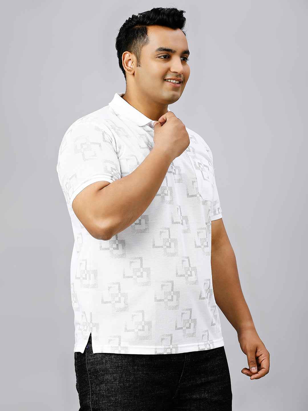 Plus Size All Over Printed White T-shirt