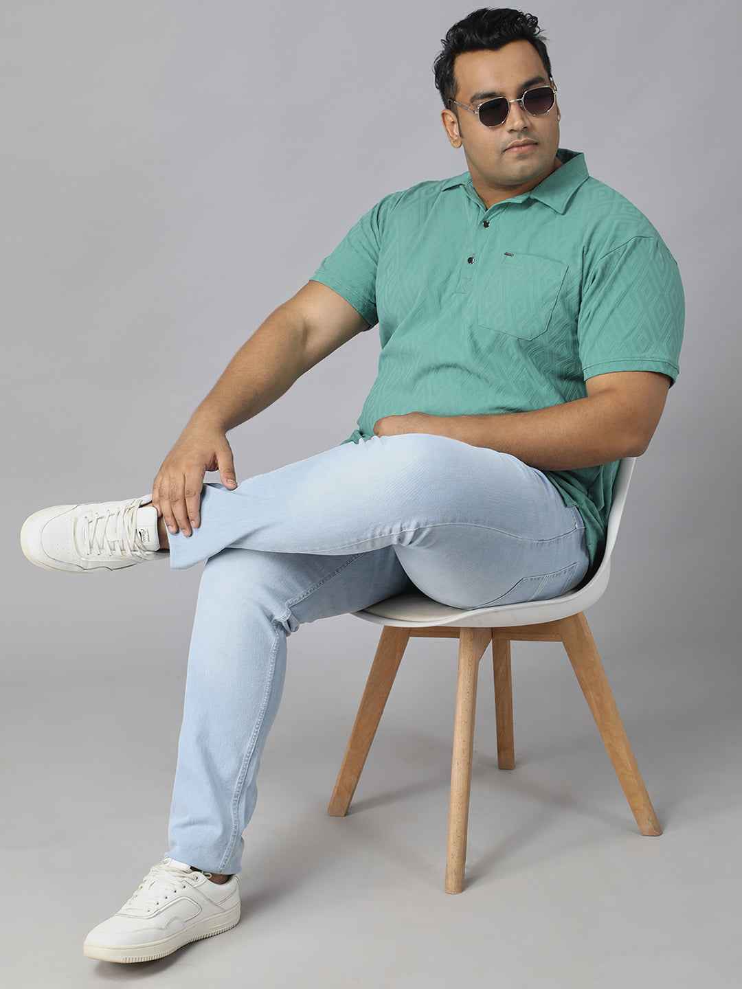 Men's Plus Size Jacquard Polo Neck T-Shirt with Metal Buttons and Pocket