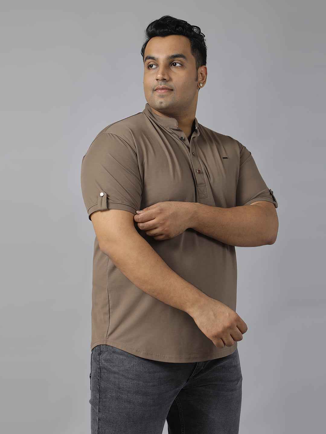 Men’s Plus Size Mandarin Collar T-Shirt with Sleeve Epaulettes & Button Placket