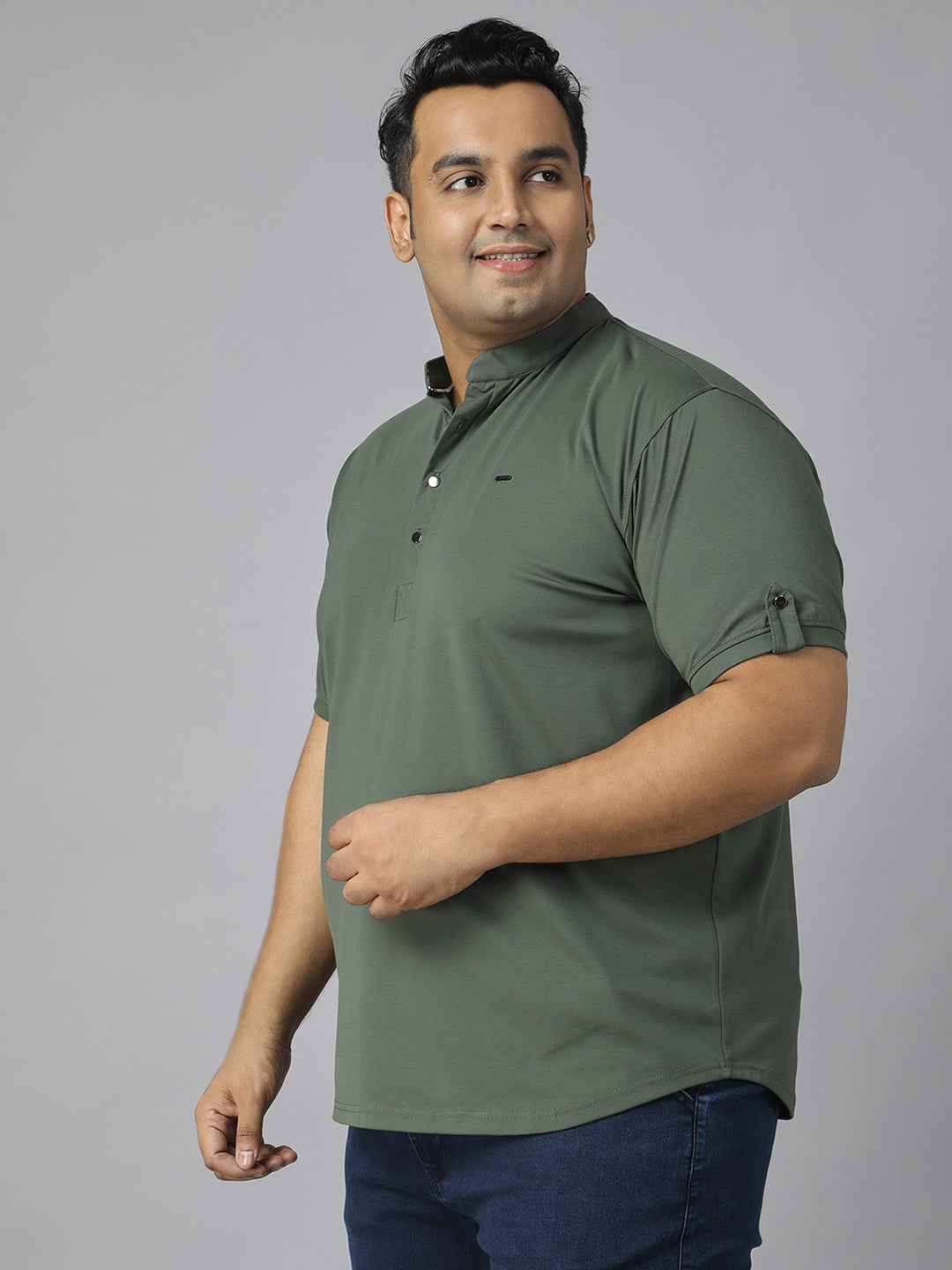 Men’s Plus Size Mandarin Collar T-Shirt with Sleeve Epaulettes & Button Placket