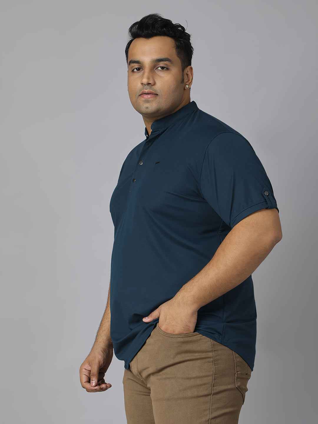 Men’s Plus Size Mandarin Collar T-Shirt with Sleeve Epaulettes & Button Placket