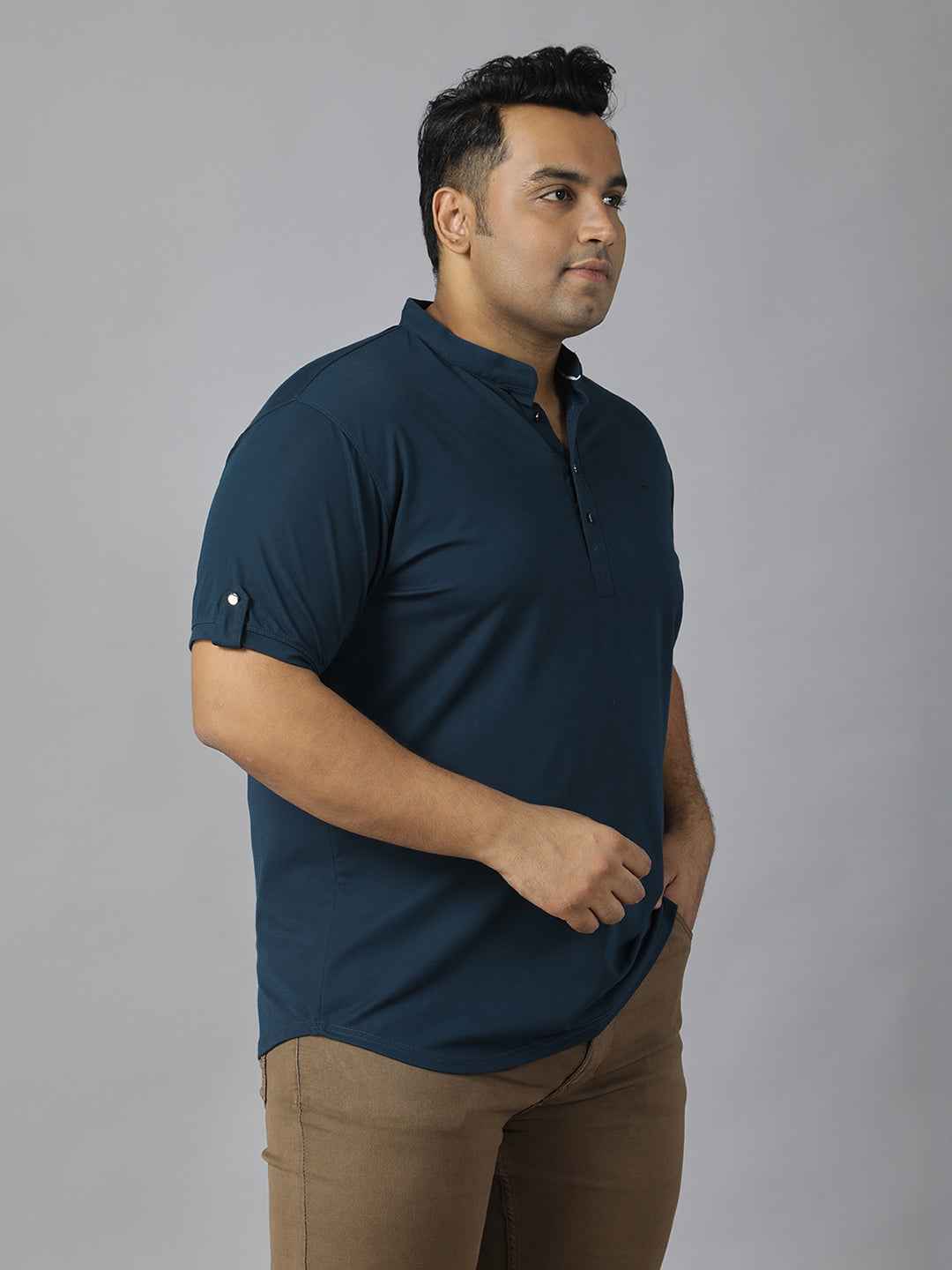 Men’s Plus Size Mandarin Collar T-Shirt with Sleeve Epaulettes & Button Placket
