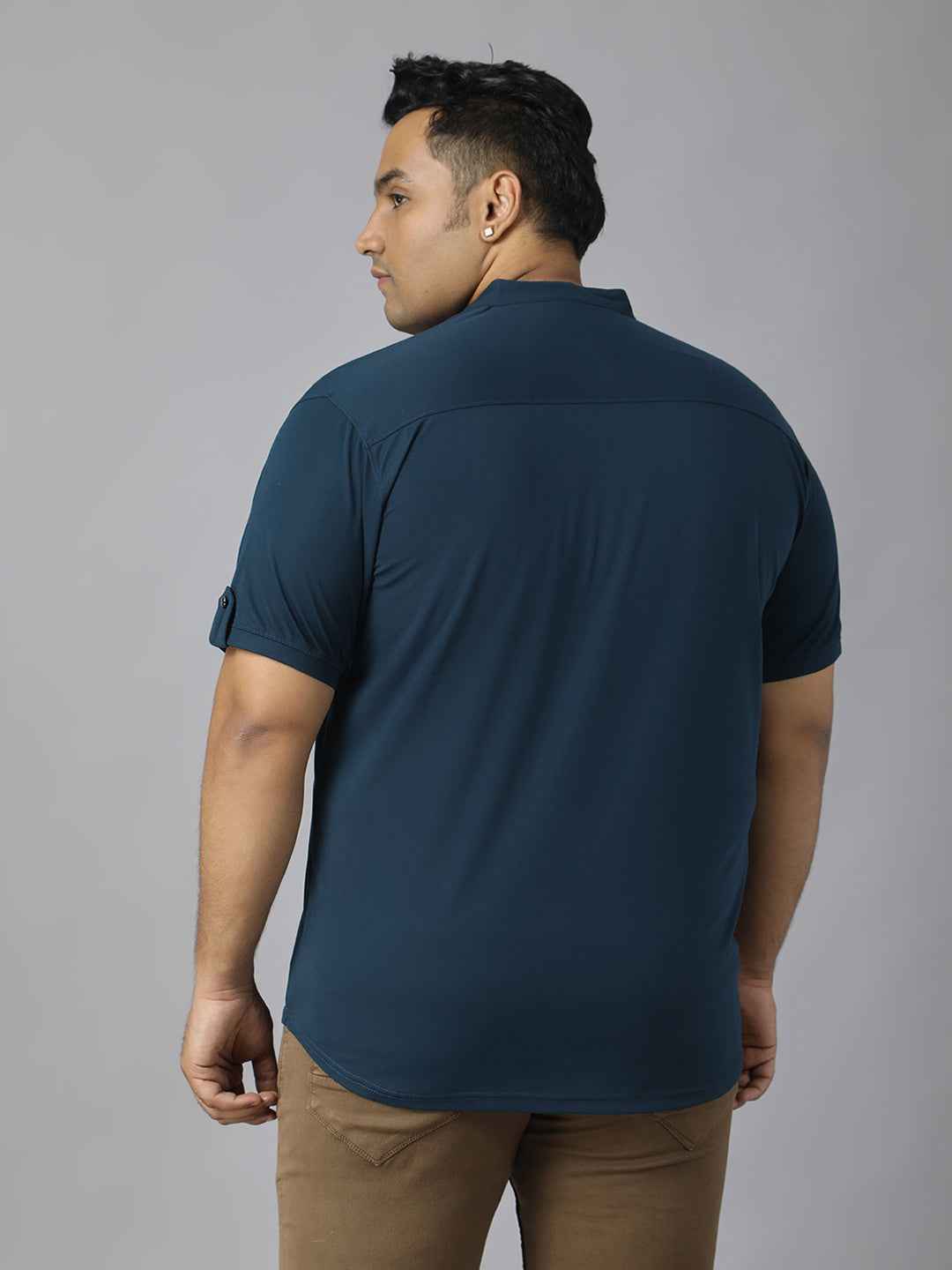 Men’s Plus Size Mandarin Collar T-Shirt with Sleeve Epaulettes & Button Placket