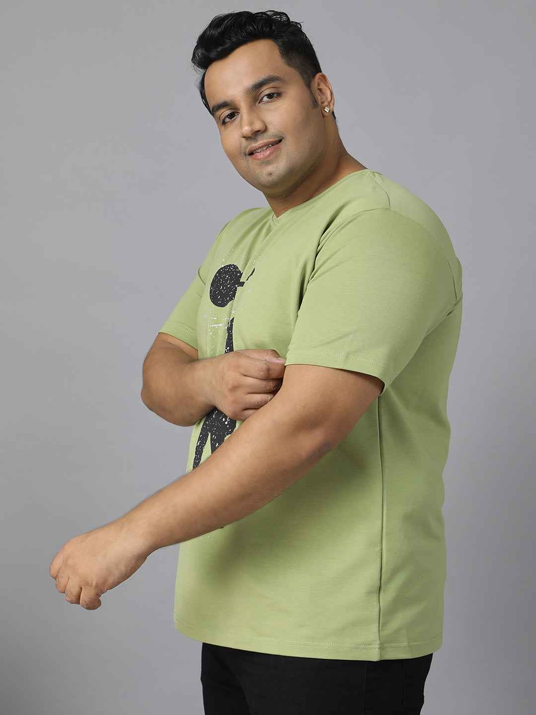 Men’s Plus Size Printed Crew Neck Half Sleeve T-Shirt, Modern Graphic Design, Stretchable Soft Fabric, Comfortable Everyday Casual Wear for All Seasons